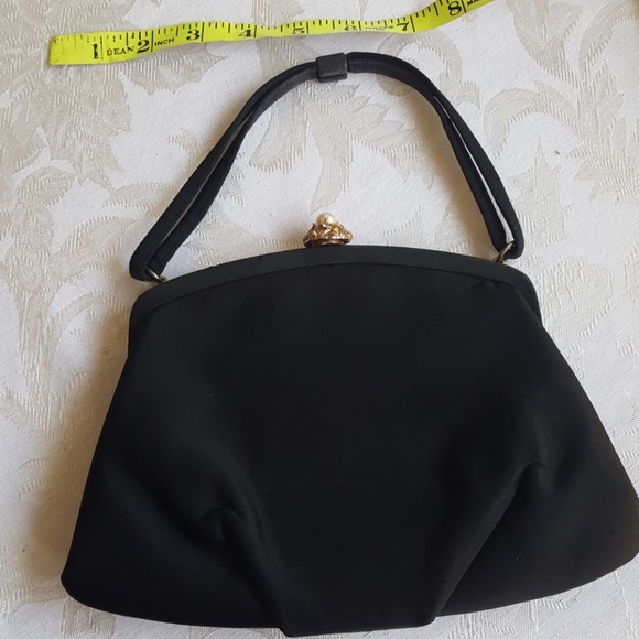 Purse - Picture 1 of 4